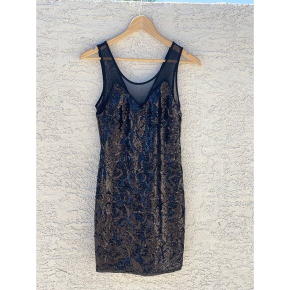 ASTR Sequins & Mesh Sleeveless Black  Dress - Small - Picture 2 of 6